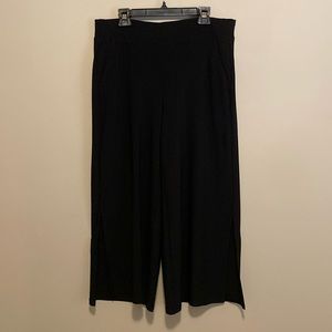 Melanie Lyne Palazzo Pants. Size 10.